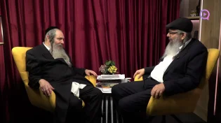 "הרבי מלובביץ' ידע את זה לפני כולם": הרב שלום ארוש