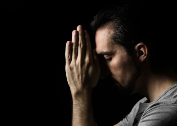  התפילה שכמעט שינתה את ההיסטוריה: הרב ארז קדוסי בפרשת ואתחנן