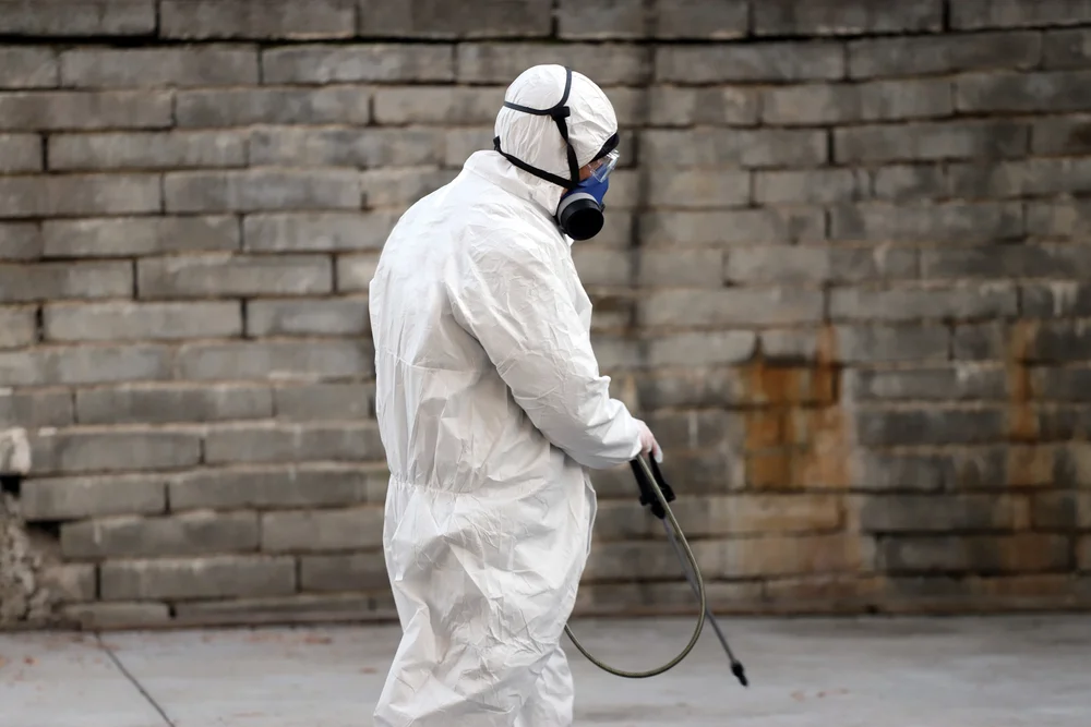 סין נלחמת בנגיף הצ'יקונגוניה: ריסוסים, רחפנים וקנסות כבדים במסגרת ההתפרצות הגדולה ביותר עד כה