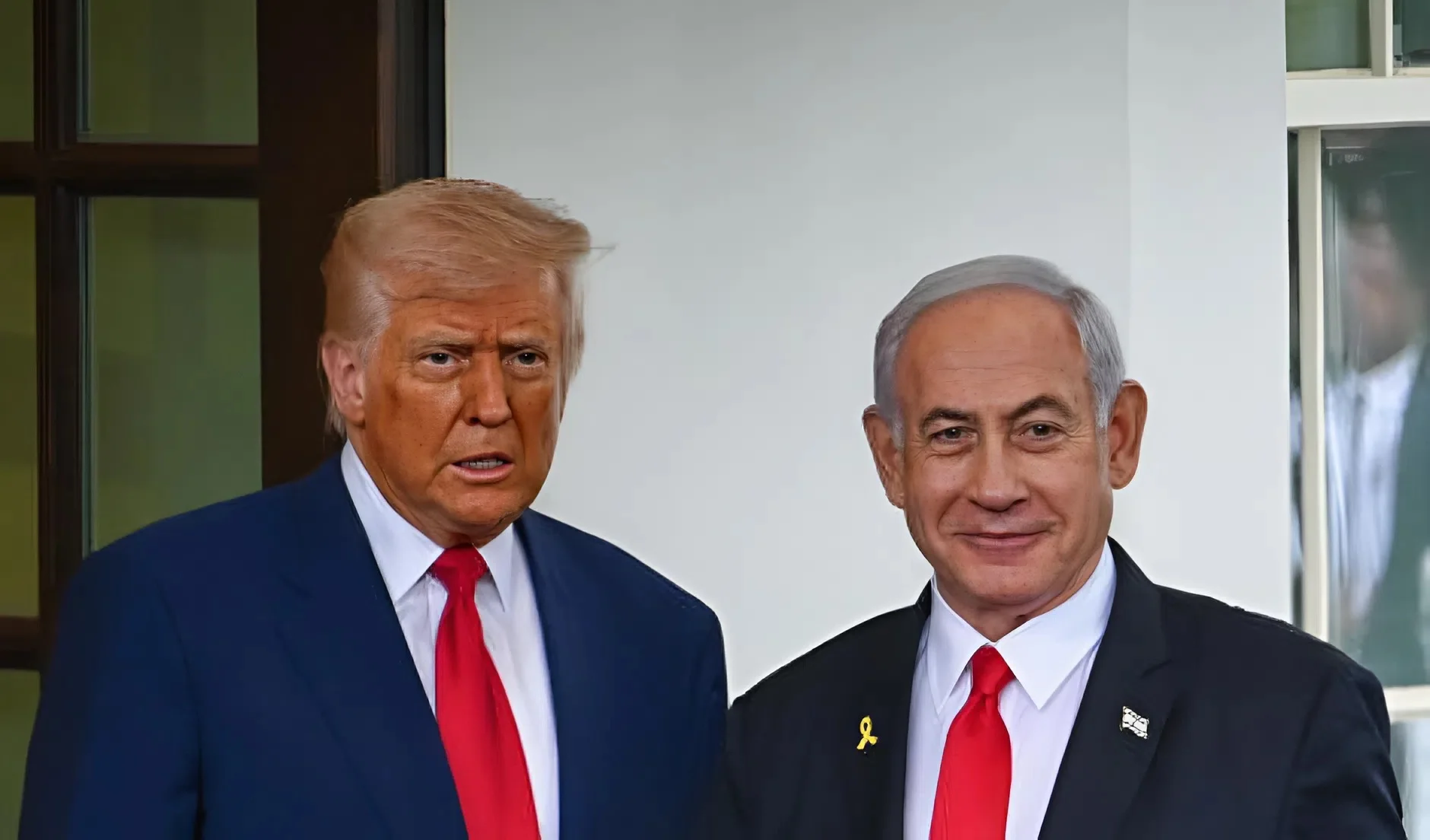 טראמפ לנתניהו בשיחה טעונה: "יש רעב אמיתי בעזה, אי אפשר לזייף את זה" טראמפ לנתניהו בשיחה טעונה: "יש רעב אמיתי בעזה, אי אפשר לזייף את זה"