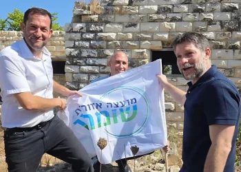 20 שנה אחרי הגירוש: השיבה לגנים וכדים יוצאת לדרך