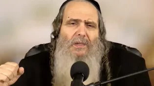 הרב שלום ארוש: "בלי זה, אי אפשר להתקדם באמונה"