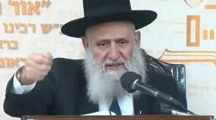 אל תישברו: הרב ראובן אלבז במסר מחזק למי ששרוי בניסיון