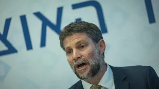 האוצר מול התחבורה: מי ישלם על סגירת השמיים במבצע עם כלביא? 