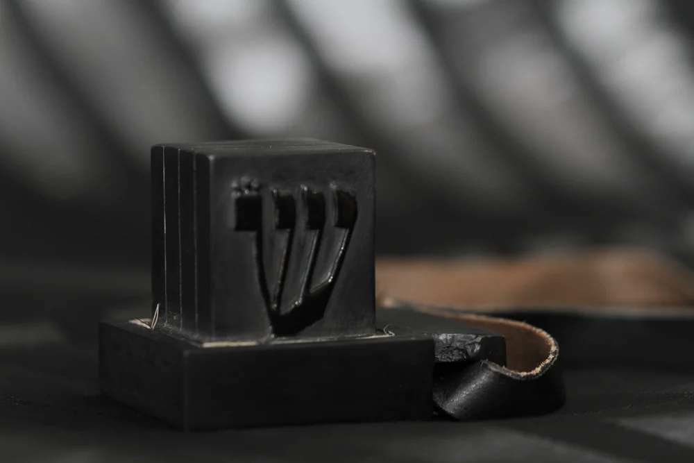 הרב ארז קדוסי על סוד התפילין: "מי שמבין מה קורה, לא מפספס אפילו יום אחד"