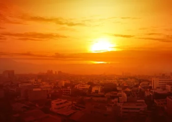 החום לא ממהר ללכת: השרב נמשך - ההקלה תורגש רק בשבת