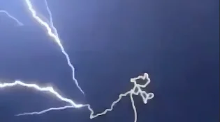 מופע הברקים בשמי פלורידה: פלאי הבריאה או אות אזהרה?