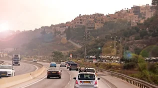 הרב סירב לקחת את הטרמפיסט עוד רחוב אחד, והסובבים נותרו בהלם מהסיטואציה