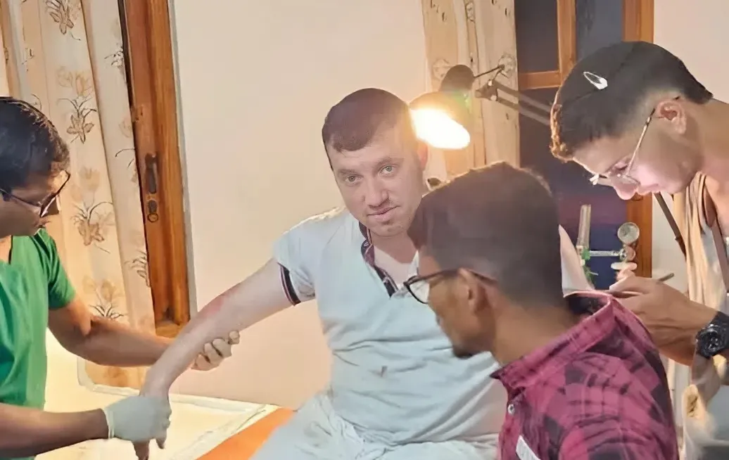 צעיר חרדי מירושלים קפץ מטוקטוק נוסע בסרי לנקה: "הבנתי שזה או אני או הוא"