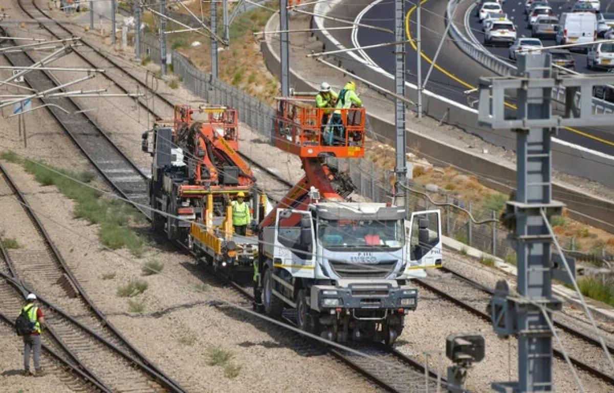 ברכבת מבטיחים: תחנות מרכזיות ייפתחו בתחילת השבוע, והחקירה בעיצומה