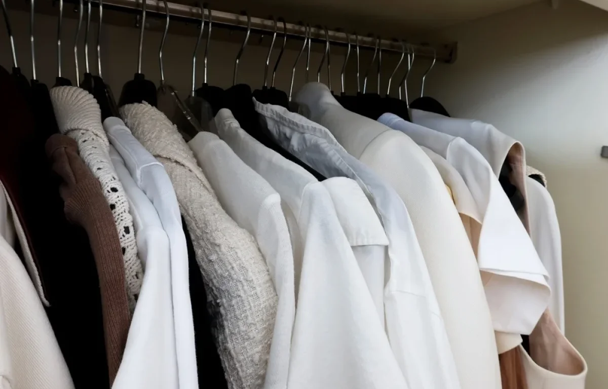 "וכבדתו מעשות דרכיך": סוד בגדי השבת נחשף: שבעה טעמים עליונים מהפוסקים ומהמקובלים