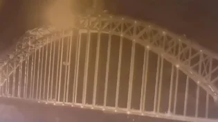 14 הרוגים בקריסת גשר רכבת בסין: עשרות עדיין נעדרים