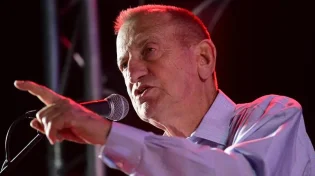 השערורייה בתל אביב: סעיף חדש בבתי הכנסת מאיים לשנות את פני היהדות בעיר