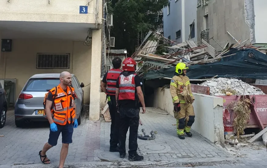 קריסת פיגומים בתל אביב קריסת פיגומים בתל אביב