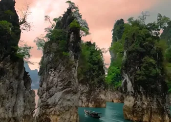 תאילנד שלא הכרתם: בין הסירות הצפות לג'ונגל, נפתח פתח לנשמה תאילנד שלא הכרתם: בין הסירות הצפות לג'ונגל, נפתח פתח לנשמה