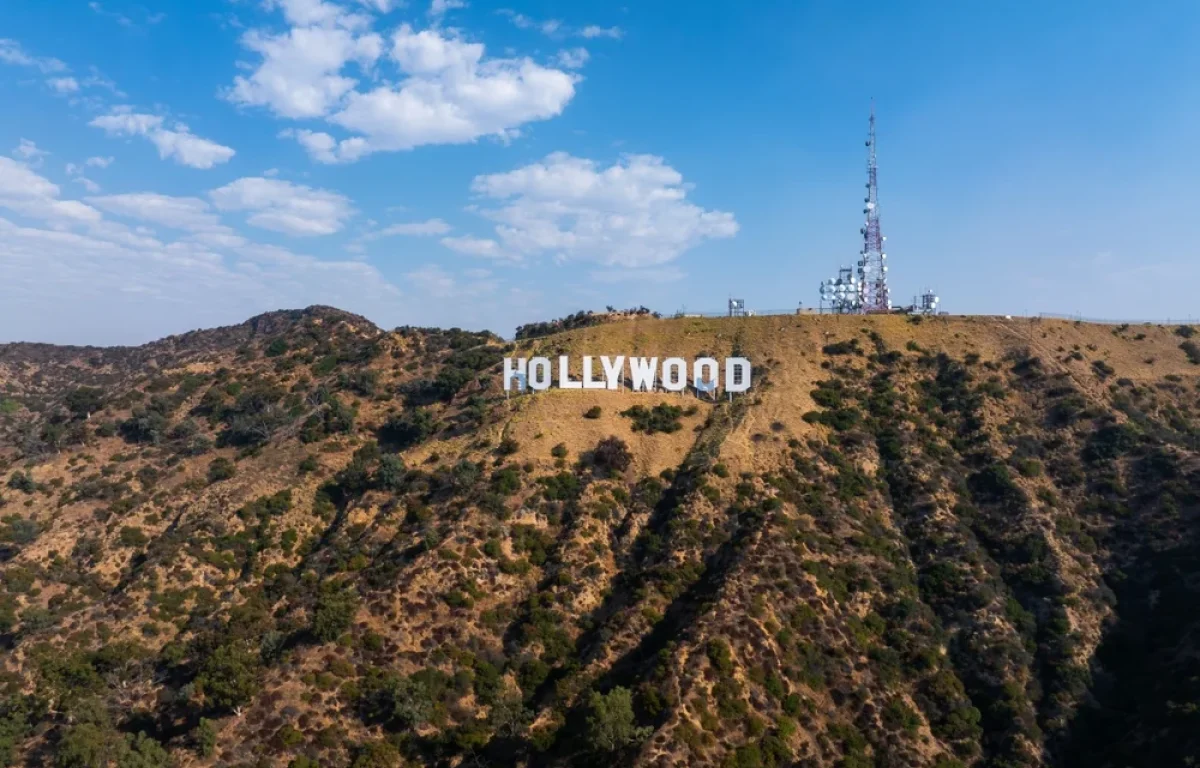 בציר של הוליווד-ירושלים: זה סיפורו של הספר שסיפר את כל המפורסמים בארה"ב
