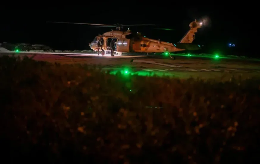 עשרות חיילים ישראלים נחתו ליד דמשק עשרות חיילים ישראלים נחתו ליד דמשק