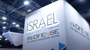 בריטניה הדירה את משרד הביטחון הישראלי מיריד הנשק הגדול בלונדון: "צעד מביש המשרת את הטרור"