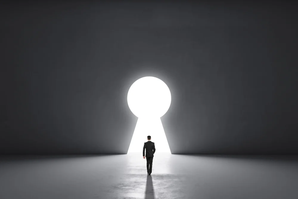 הרב ארז קדוסי עם הסיפור שפותח שערי שפע במוצאי שבת הרב ארז קדוסי עם הסיפור שפותח שערי שפע במוצאי שבת