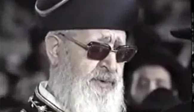 צפו: מרן הרב עובדיה יוסף בסליחות - תיעוד מרגש