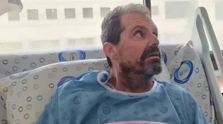 אבי ליווה את אמו המאושפזת ונמצא עצמו נאבק על חייו: כך אובחן ברגע האחרון וניצל
