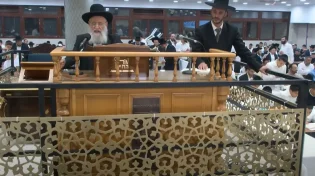 הרב אלבז על רקע האסונות: "בתקופת הסליחות - כל אחד יכול להציל את עם ישראל"