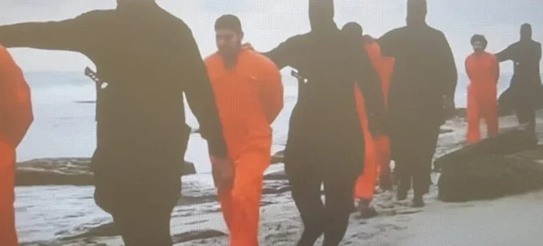 כתב אישום חמור: תושב הנגב הפיץ תכנים של דאע"ש והחזיק נשק מסוג M16