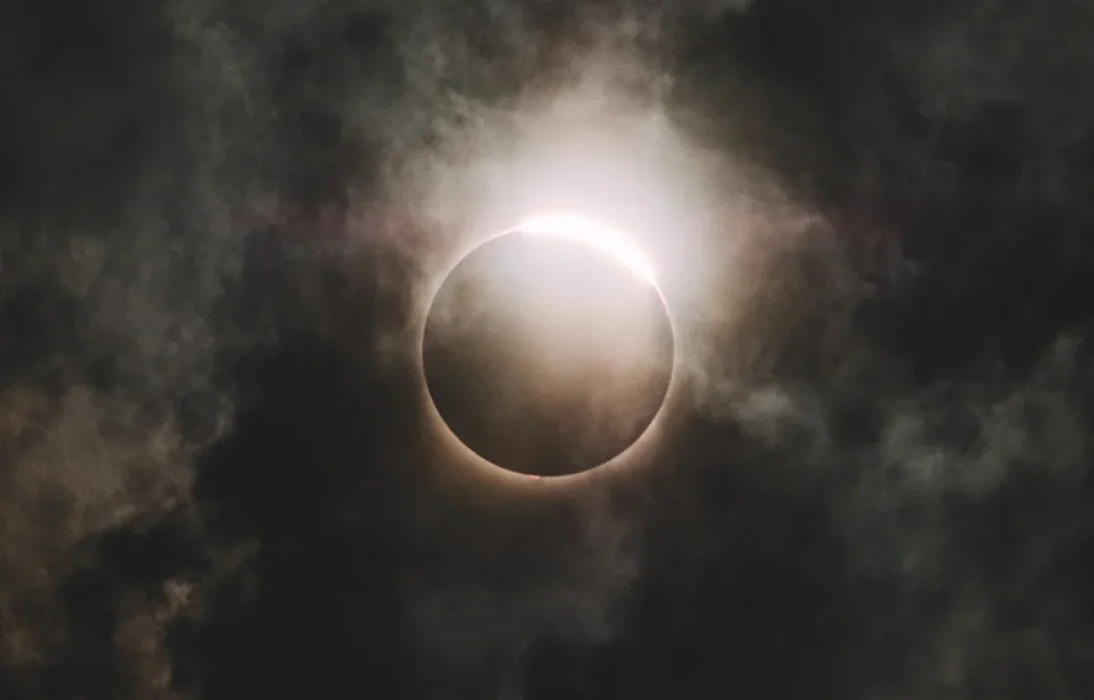 אירוע שמיימי נדיר מעל ישראל: הירח ייעלם  בלב חודש אלול