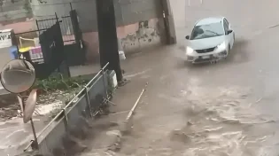 איטליה תחת גשמים עזים: אזהרה חריגה לתושבים - "הישארו בבית"