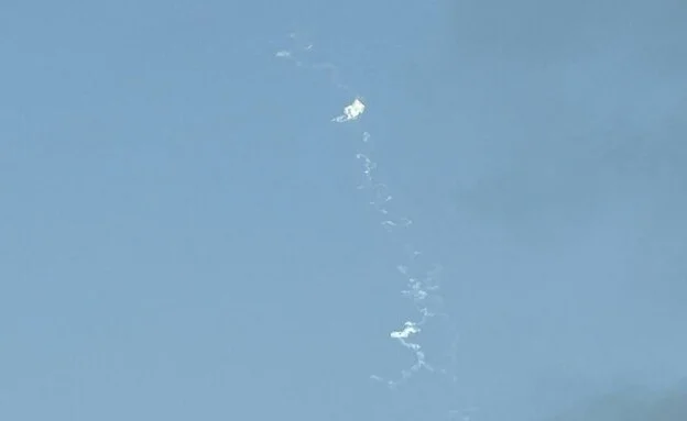 טיל בליסטי מתימן יורט מעל ישראל; אזעקות נשמעו במרכז ובירושלים טיל בליסטי מתימן יורט מעל ישראל; אזעקות נשמעו במרכז ובירושלים