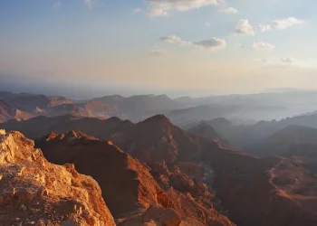 החום יכביד בשישי - ובסוף השבוע תגיע הקלה נעימה