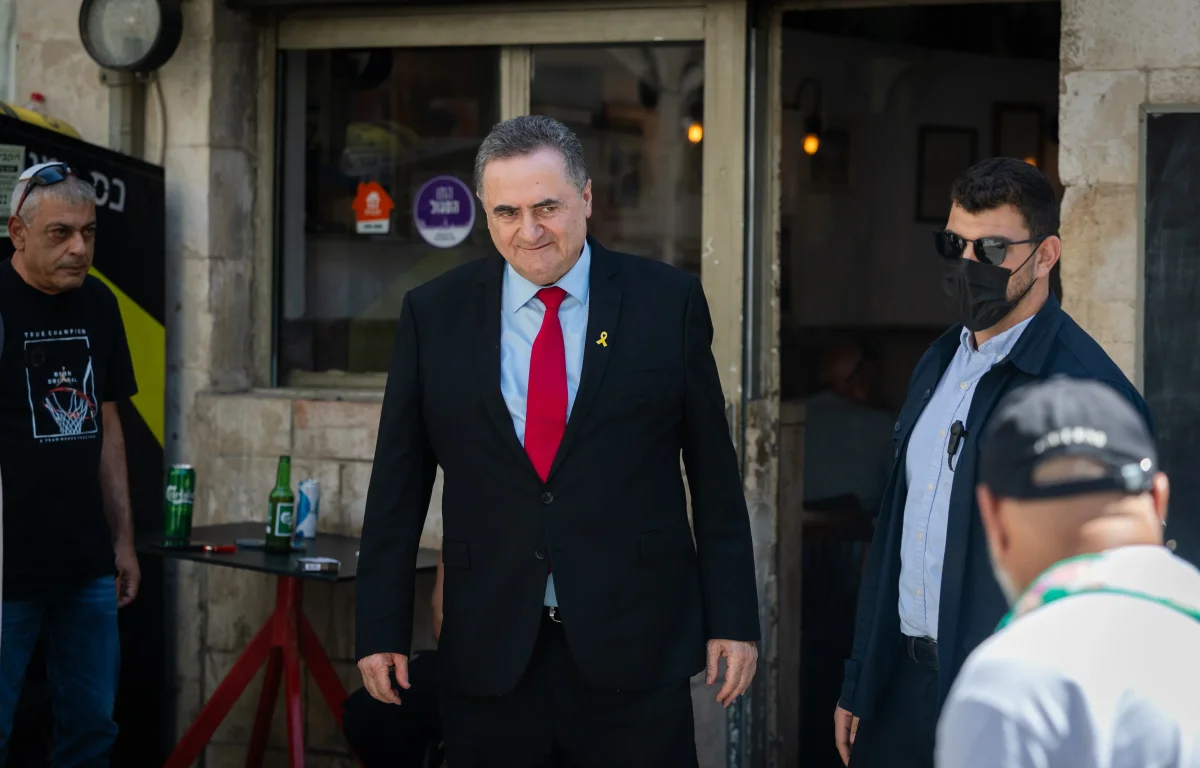 החות'ים שיגרו טיל שלישי לעבר ישראל בתוך יממה - ונכשלו: השר כ"ץ מגיב החות'ים שיגרו טיל שלישי לעבר ישראל בתוך יממה - ונכשלו: השר כ"ץ מגיב