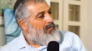 הלקח ששינה את חייו של צבי יחזקאלי: "אם אתה מדבר ראשון, כבר הפסדת"