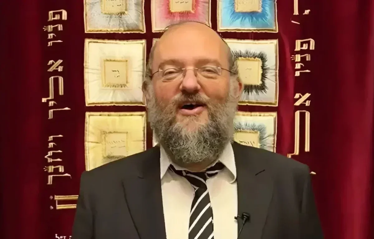 רוצים בית עם ברכה? הרב אריה לוין מסביר מה אסור בשום אופן להכניס הביתה רוצים בית עם ברכה? הרב אריה לוין מסביר מה אסור בשום אופן להכניס הביתה