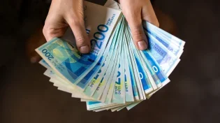 הונאת השטרות הגדולה: גל זיופים של שטרות 200 ש"ח מכה בעסקים ברחבי הארץ