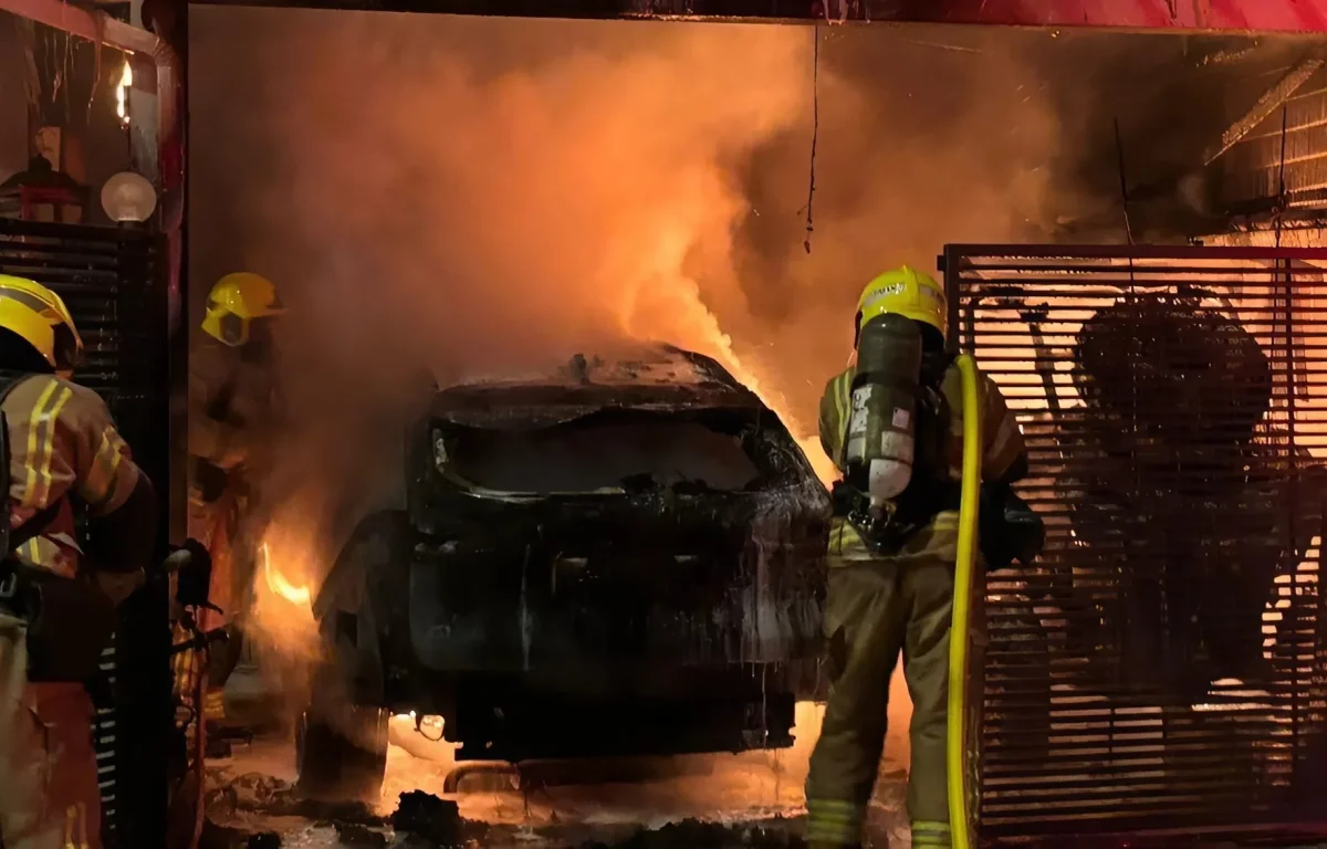 חדרה רועדת: רימון נזרק לעבר בית מגורים, המשפחה ישנה בפנים, רכבים עלו באש