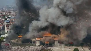 עשרות הרוגים, מאות פצועים: נפאל על סף קריסה שלטונית