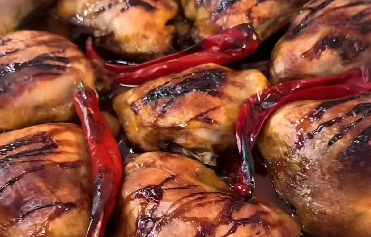 המתכון שעושה את הבלתי ייאמן: עוף אחד &ndash; והבית מתמלא בריח של חיבוק