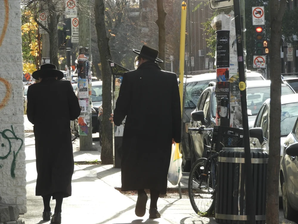 "הם ניסו לשסות בהם רוטוויילר": מתקפת שנאה מזעזעת נגד זוג חרדי בוונציה