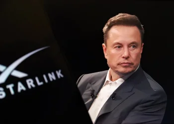 אילון מאסק ושירות הלוויינים שלו