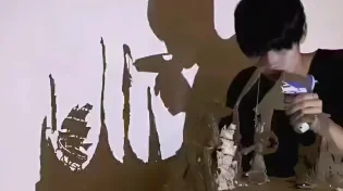 קרטון, אור אחד והפלא מתחיל. צפו