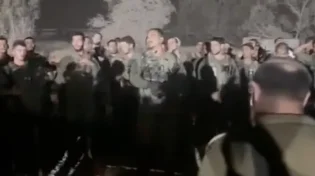 הרגע שבו השקט נקרע בתפילה: שניות לפני הכניסה לעזה