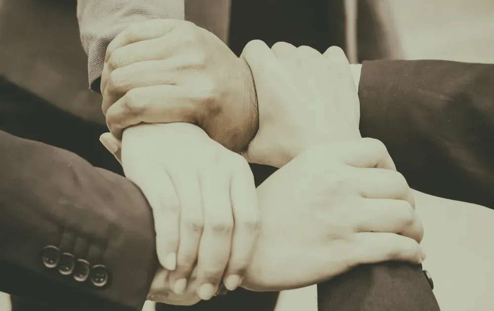 "אחדות או סכנה": הרב ארז קדוסי במסר נוקב לעם ישראל