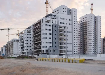 מנכ"ל משרד הבינוי: "ירידת מחירי הדירות לא קרתה במקרה"