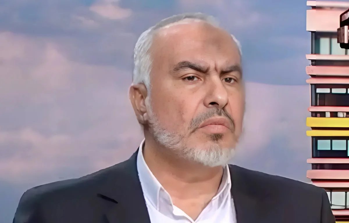 בכיר חמאס ראזי חאמד הופיע בפומבי לראשונה מאז ניסיון החיסול: "כל האומה נמצאת על הכוונת"