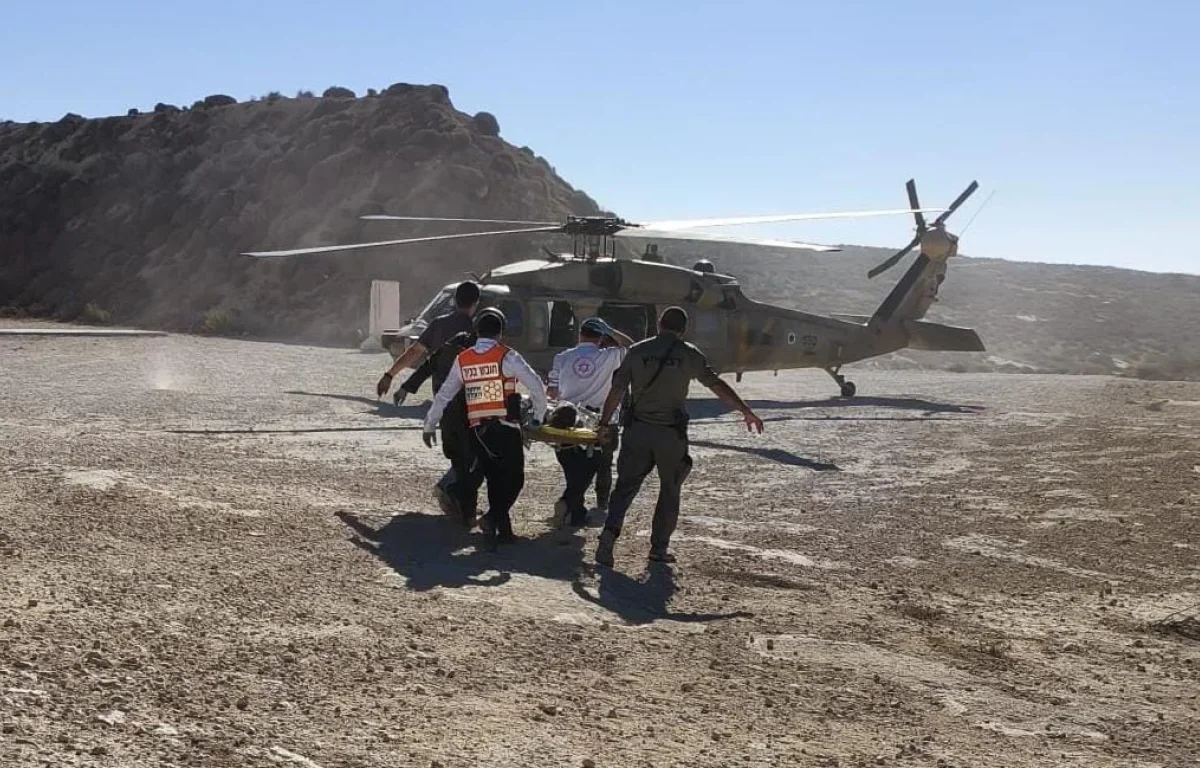 פונו במסוק לאחר התאונה פונו במסוק לאחר התאונה