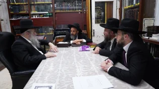 הגאון רבי יצחק שאול קנייבסקי שליט"א בברכה נדירה: "יזכו לקדש שם שמים"