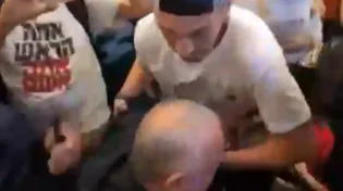 מהומה בכפר סבא: ראש הממשלה התקשר לח"כ אלי דלל אחרי שהותקף