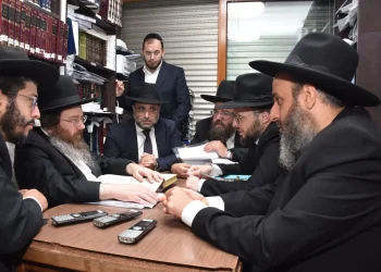 הגאון הרב עמרם פריד שליט״א: "יזכו לשפע ברכה והצלחה"