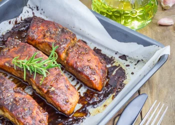 דבש על השולחן: שלושה מתכונים חגיגיים במיוחד לראש השנה